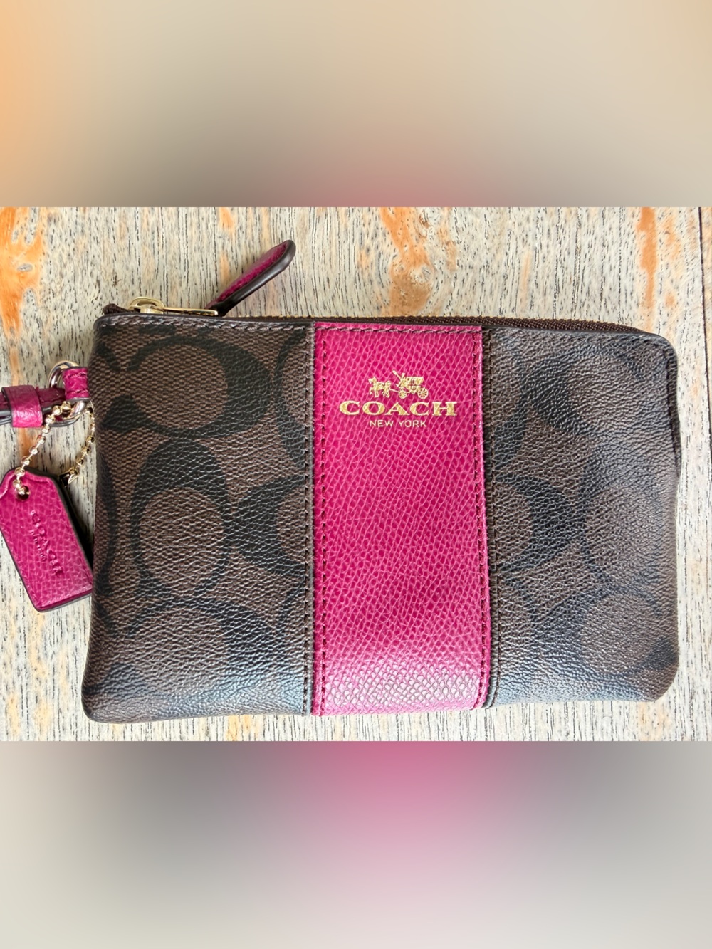 Coach Brown Signature Corner Zip Wallet with Pink Leather Y2K with Coach tag